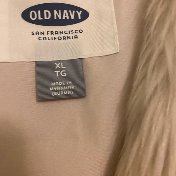 Faux Fur Vest - Picture 6 of 10